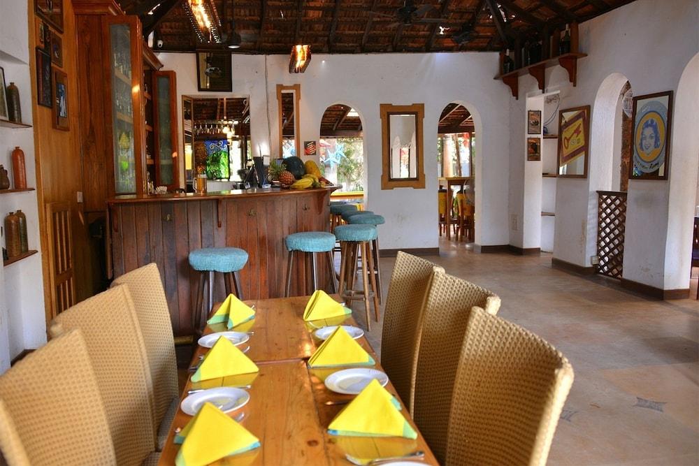 Cavala The Seaside Resort Baga Luaran gambar